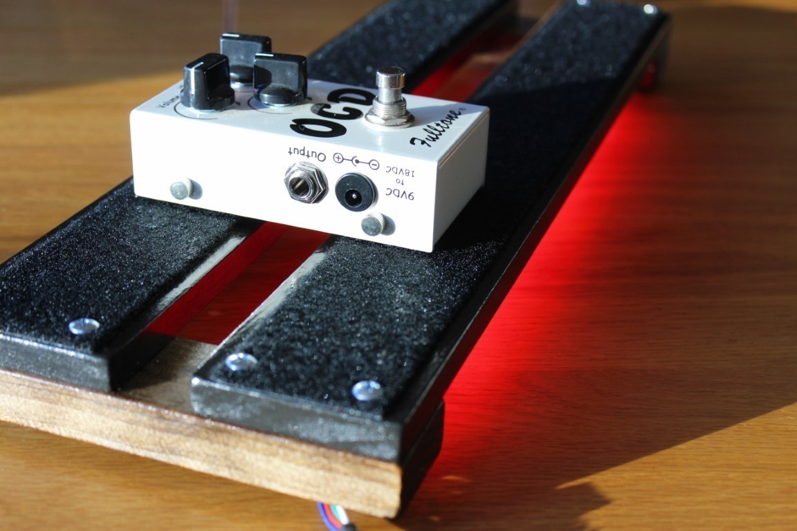Red LED Underglow Kit with small pedalboard